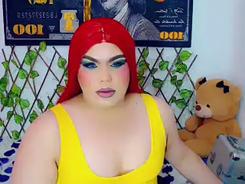 Snapshot of ailen_ts_ chatting on December 4, 8:23 am ailen ts online show from December 4, 8:23 am