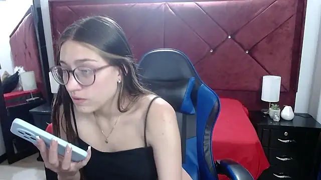 zoe sweet5 online show from January 8, 8:22 pm