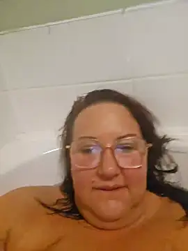 Snapshot of Bekahblows chatting on February 19, 9:58 pm Bekahblows online show from February 19, 9:58 pm