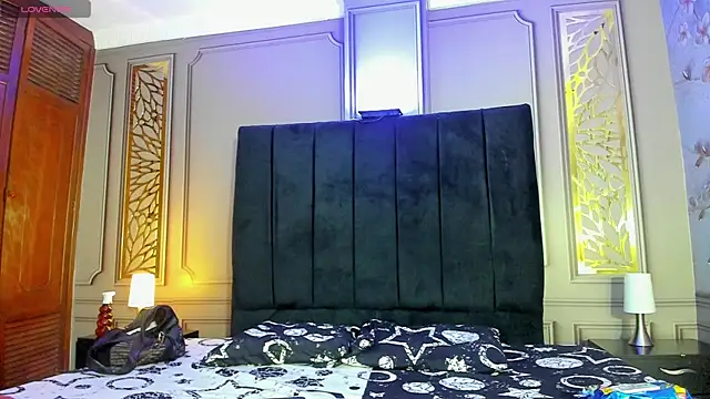 Snapshot of mature_bigass__ chatting on February 22, 11:35 am mature bigass online show from February 22, 11:35 am