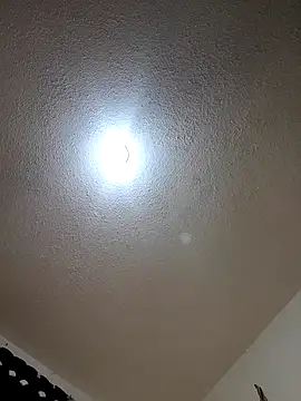 Snapshot of Pussycat_9999 chatting on October 31, 5:25 pm Pussycat 9999 online show from October 31, 5:25 pm