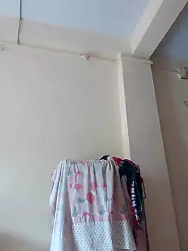 Snapshot of Hotrayyy chatting on December 29, 4:48 am Hotrayyy online show from December 29, 4:48 am