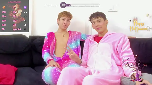 StrawwBoys online show from November 29, 10:51 am