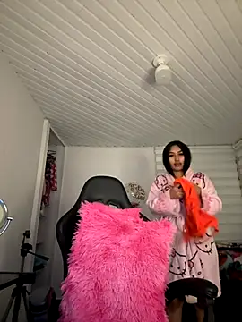 Anily Lovely online show from December 4, 12:31 am