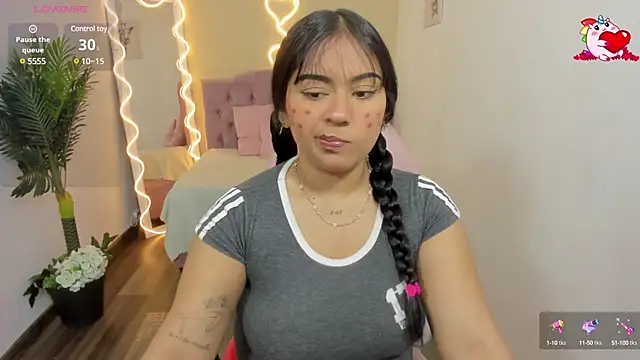 kendra tay online show from January 31, 3:41 am