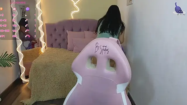 kendra tay online show from March 11, 3:16 am