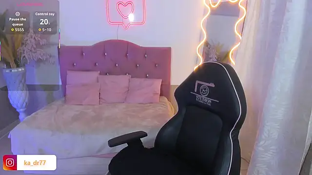 kendra tay online show from February 21, 3:51 am