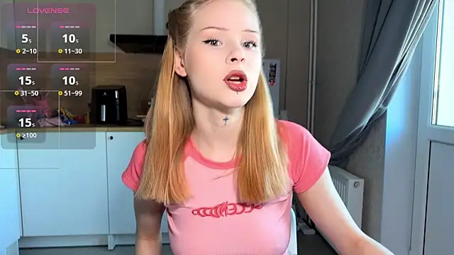 lisa barbie online show from April 13, 3:39 pm