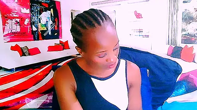 Snapshot of EbonyCreamy69 chatting on January 10, 3:07 am EbonyCreamy69 online show from January 10, 3:07 am