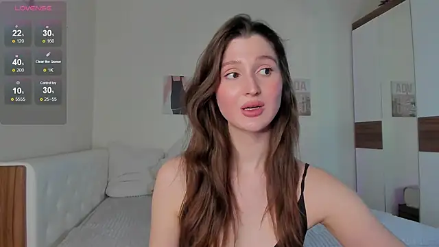 Snapshot of tender_babyy chatting on February 8, 2:16 pm tender babyy online show from February 8, 2:16 pm