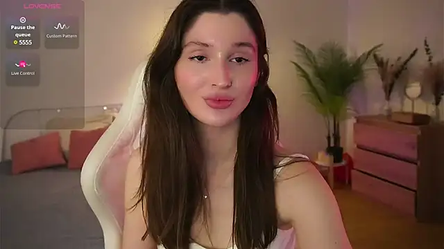 Snapshot of tender_babyy chatting on March 21, 10:28 am tender babyy online show from March 21, 10:28 am