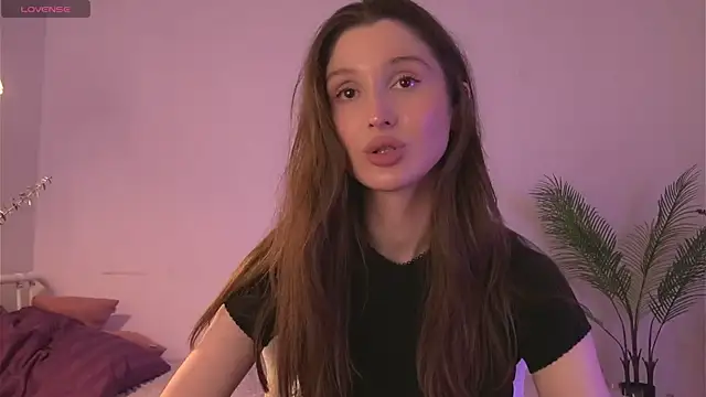 Snapshot of tender_babyy chatting on November 7, 12:49 pm tender babyy online show from November 7, 12:49 pm