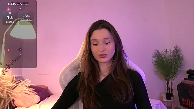 Snapshot of tender_babyy chatting on November 26, 10:27 am tender babyy online show from November 26, 10:27 am