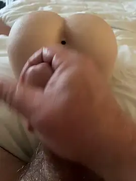 Snapshot of NaughtyJonnyB chatting on December 15, 2:10 pm NaughtyJonnyB online show from December 15, 2:10 pm