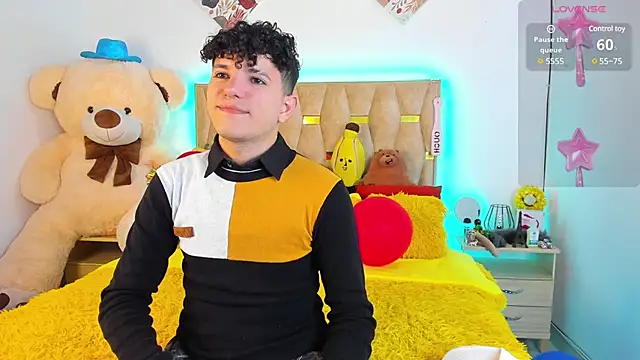 Snapshot of patrick_sanzz chatting on February 16, 3:58 am patrick sanzz online show from February 16, 3:58 am