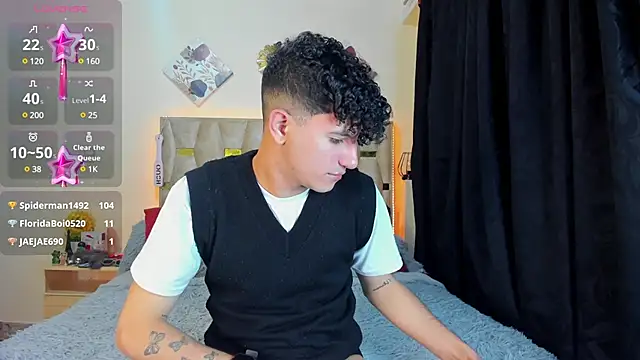 Snapshot of patrick_sanzz chatting on February 25, 9:42 am patrick sanzz online show from February 25, 9:42 am