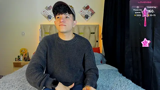 Snapshot of patrick_sanzz chatting on February 28, 10:09 am patrick sanzz online show from February 28, 10:09 am