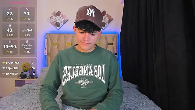 Snapshot of patrick_sanzz chatting on March 21, 4:28 am patrick sanzz online show from March 21, 4:28 am