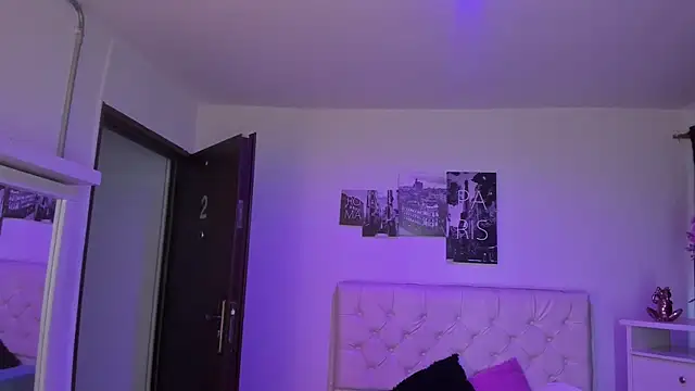 Amy Kiitty  online show from March 28, 1:11 pm