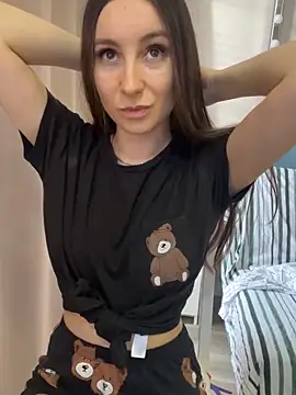 viviandaimond1 online show from January 1, 11:49 am