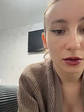 viviandaimond1 online show from October 11, 4:27 pm