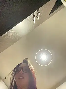 Snapshot of _Chartlotte chatting on October 4, 2:09 am Chartlotte online show from October 4, 2:09 am