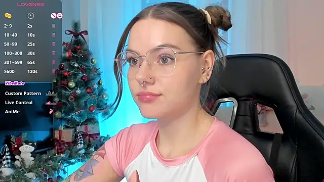 Marta May  online show from January 14, 5:23 pm