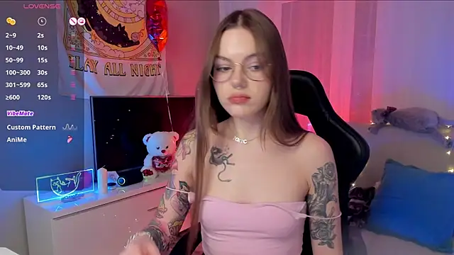 Marta May  online show from March 6, 6:37 pm