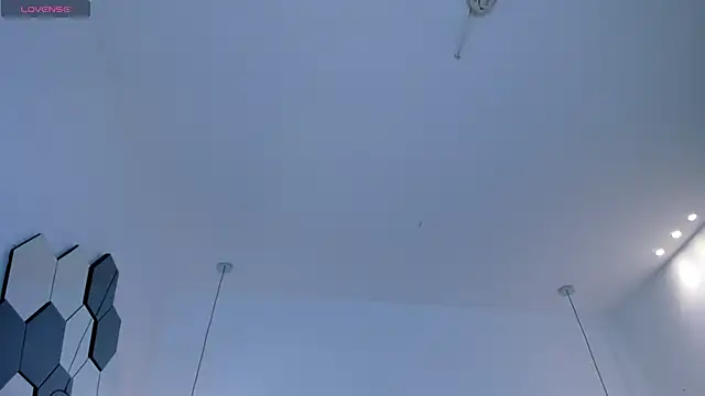 KatieNolan 1 online show from February 15, 6:33 pm