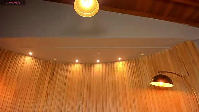 KatieNolan 1 online show from March 11, 7:47 pm