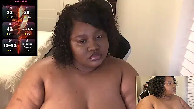 Snapshot of explosivekitty69 chatting on September 10, 4:01 am explosivekitty69 online show from September 10, 4:01 am