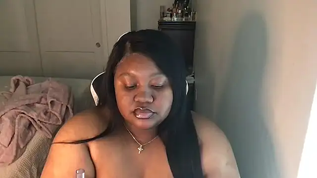 Snapshot of explosivekitty69 chatting on October 7, 10:18 pm explosivekitty69 online show from October 7, 10:18 pm