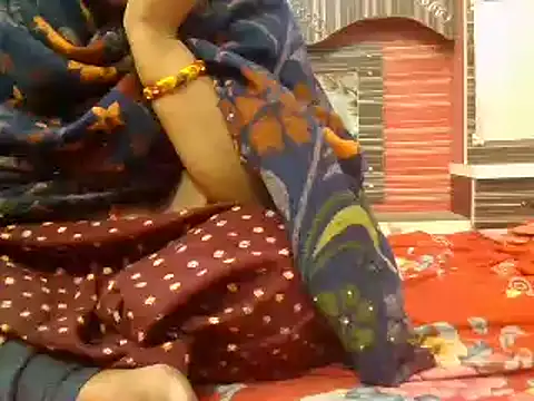 Snapshot of naina-80 chatting on January 10, 6:31 am naina-80 online show from January 10, 6:31 am