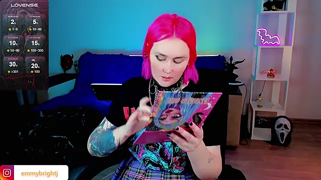 Emmybrightj  online show from January 28, 1:18 am