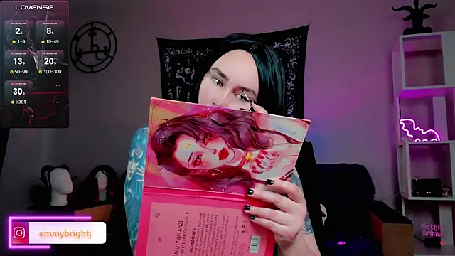 Emmybrightj  online show from March 19, 1:32 am