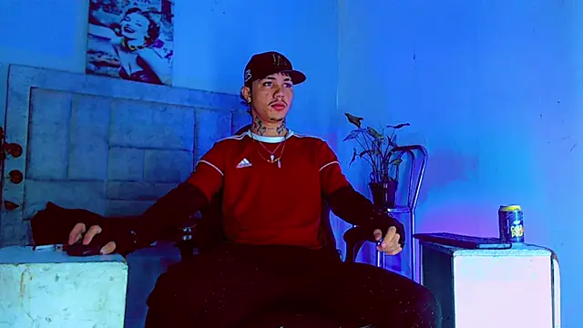 HannibalLester online show from October 9, 3:26 am