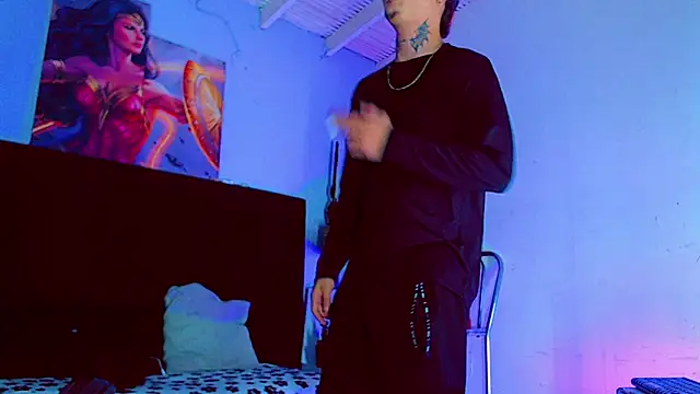 HannibalLester online show from October 26, 6:08 am