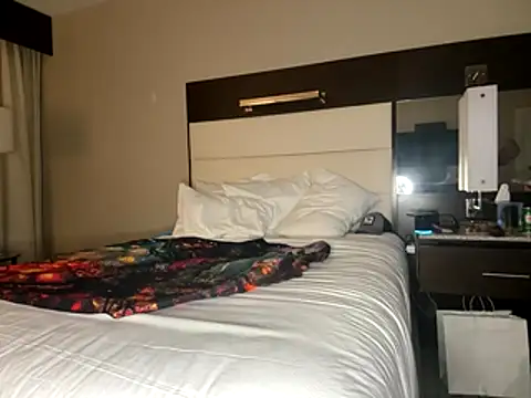 Snapshot of mackshaft4711 chatting on November 6, 5:52 am mackshaft4711 online show from November 6, 5:52 am