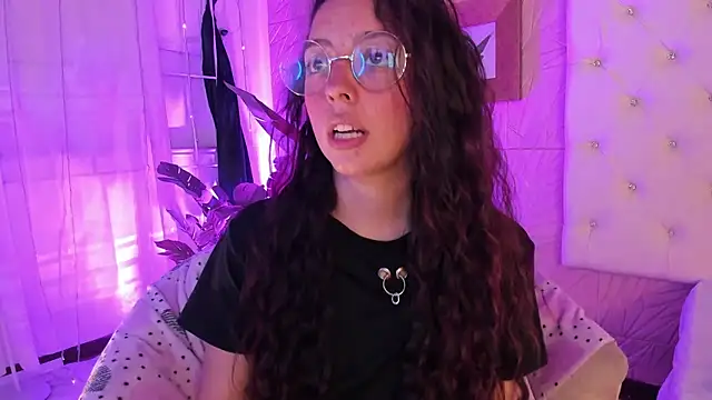 sadashi moon  online show from March 6, 12:32 am