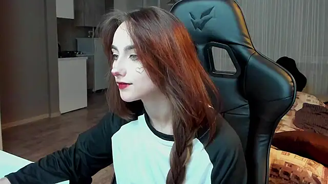 SilverDream online show from February 19, 12:35 am