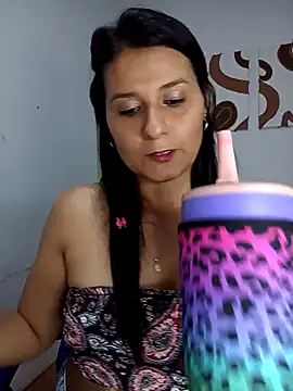 elena jonees online show from March 26, 8:47 pm