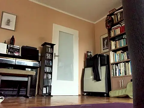 Bula94193 online show from November 14, 9:30 am