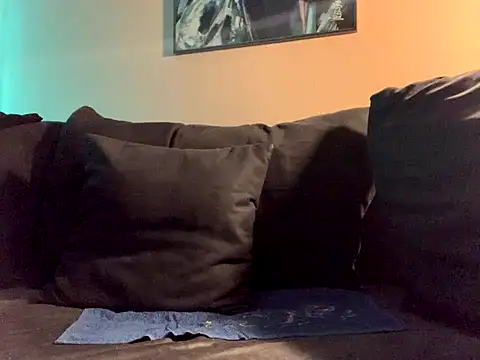 Bula94193 online show from November 22, 7:35 pm