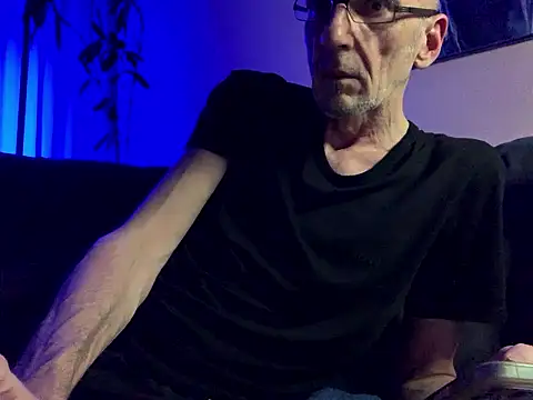 Snapshot of Bula94193 chatting on January 13, 9:20 pm Bula94193 online show from January 13, 9:20 pm