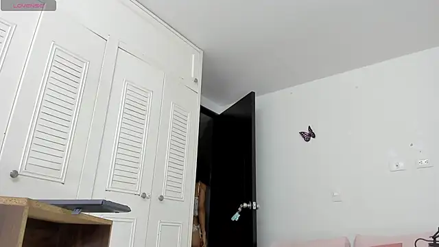 sweet amalia4 online show from June 2, 1:29 am