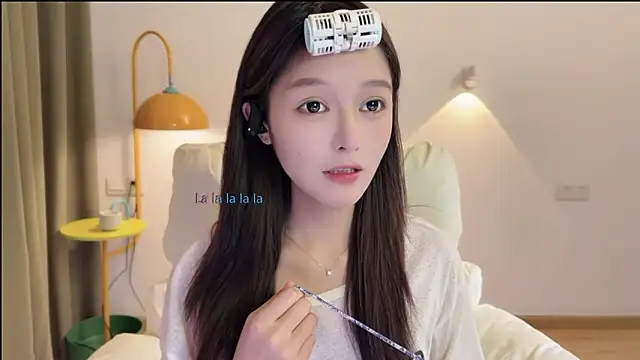 xiaodaibabyy online show from September 19, 7:54 am