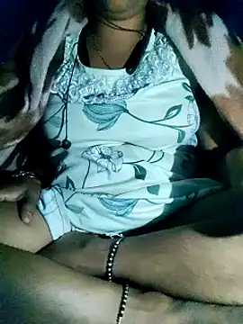 Snapshot of lovelyruhi chatting on December 1, 5:57 pm lovelyruhi online show from December 1, 5:57 pm