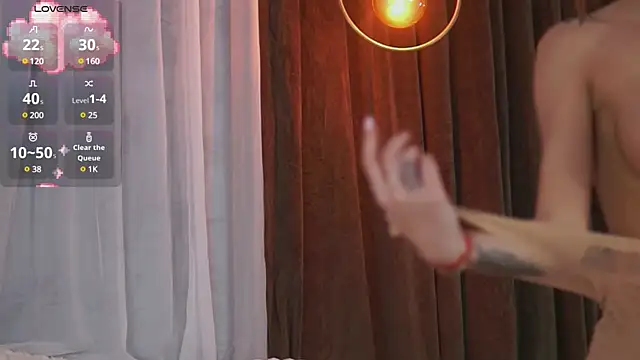 Snapshot of FlirtyFawn chatting on March 19, 3:52 am FlirtyFawn online show from March 19, 3:52 am