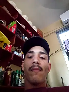 Snapshot of jose5320_20 chatting on November 27, 8:22 pm jose5320 20 online show from November 27, 8:22 pm