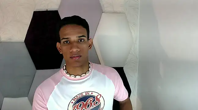 AbrahanBratz online show from December 6, 2:49 pm